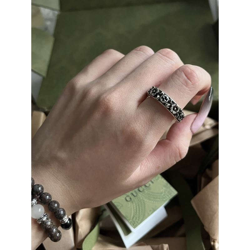 G*u*i rings